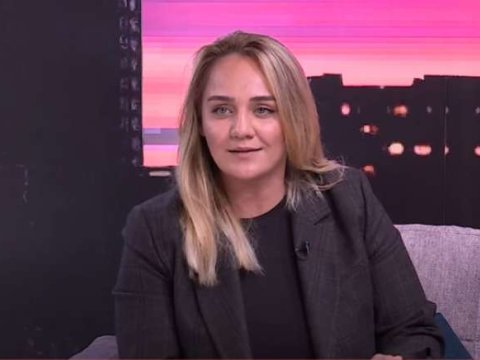 Həyat yoldaşım 3 minlik telefon almırsa, boşanmalıyam - VİDEO