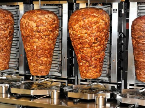 Bakıda dönərxanalara qarşı “müharibə” - Yoxlamaların nəticəsi AÇIQLANDI