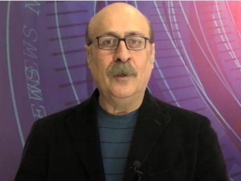 Tanınmış diktor oyun zamanı vəfat etdi 