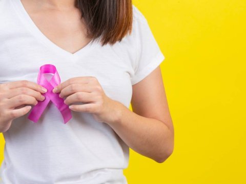 Azərbaycanda 8000-dən çox qadın süd vəzi xərçəngindən ölüb