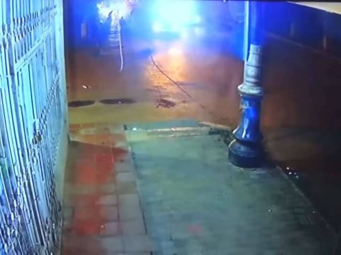 Atasını döyən şəxsi öldürən gənc tutuldu - VİDEO