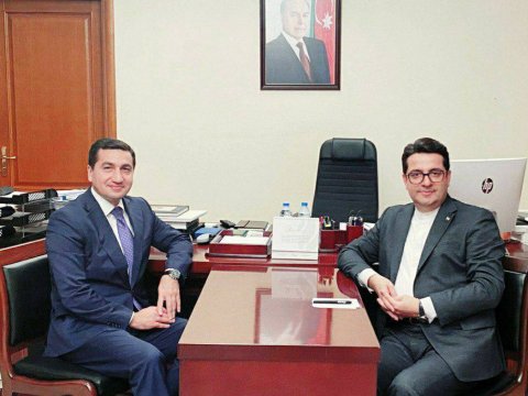 Hikmət Hacıyev İran səfiri ilə ikitərəfli münasibətləri müzakirə etdi