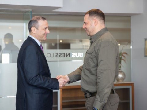 Armen Qriqoryan Ukrayna Prezidentinin Aparat rəhbərilə müzakirə aparıb 