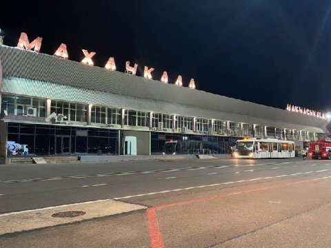 Mahaçqala hava limanı fəaliyyətini bərpa etdi