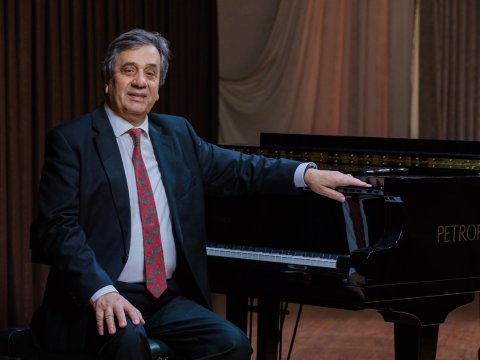 Xalq artistinin fikirləri təhrif olunub - Özündən açıqlama