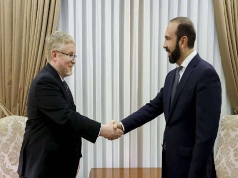 Kanadanın İrəvandakı səfiri Azərbaycanla bağlı sanksiyalara qarşı ÇIXDI