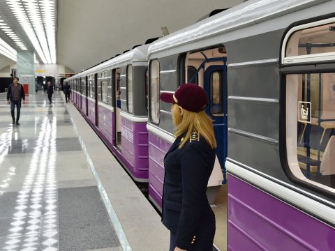 Metroda bir sərnişinin daşınması 68 qəpiyə başa gəlir - Sədr müavini