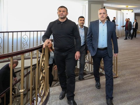 İrəvanda Qarabağ müzakirəsi - qapalı iclasda Şahramanyan da iştirak edir