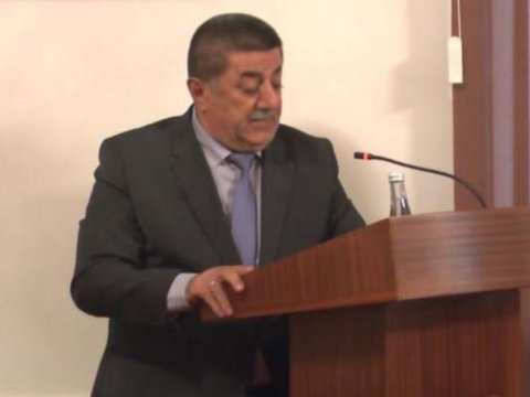 İdarə rəisi işdən çıxdı