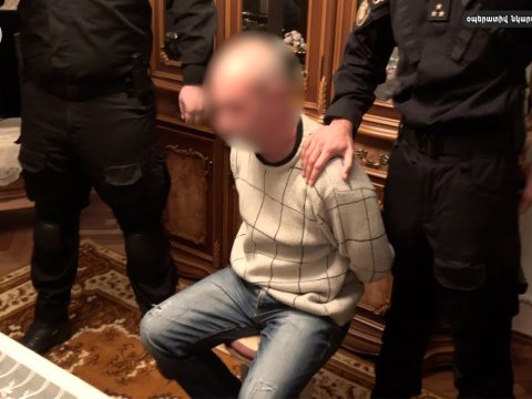 Hökumət binalarını partlatmaq istəyən dəstə saxlanıldı - Ermənistanda