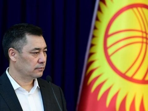 Qırğızıstanın Prezidenti də Qazaxıstanda GETDİ