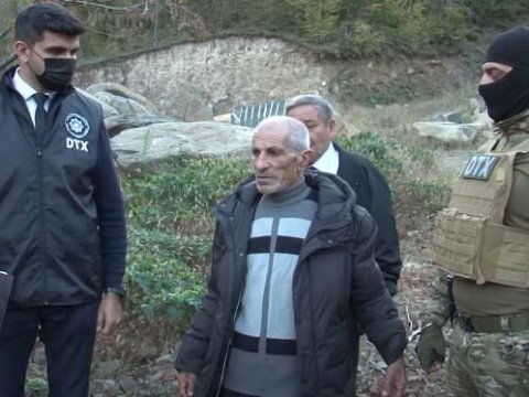 Erməni terrorçu Kəlbəcərdə öldürdüyü azərbaycanlıların dəfn yerlərini göstərdi - VİDEO