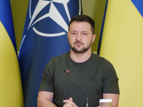 Zelenski Şarl Mişeli Ukraynaya dəvət etdi