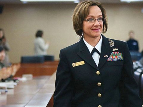 ABŞ Ordusunda İLK DƏFƏ bu vəzifəni qadın tutacaq 