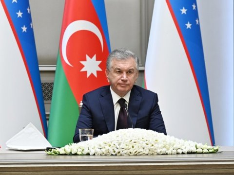Mirziyoyevdən İlham Əliyevə TƏBRİK