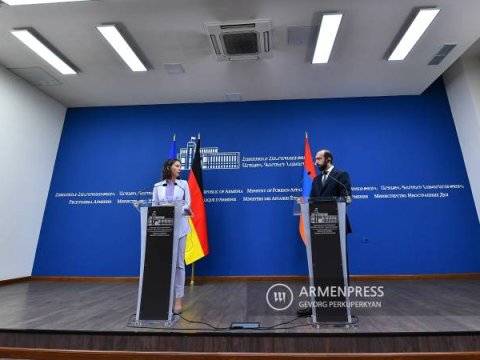 Azərbaycan və Ermənistana şərait yaratmaq istəyirik - Alman nazir 
