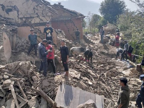 Nepalda zəlzələdə ölənlərin sayı 140-a çatdı - YENİLƏNİB