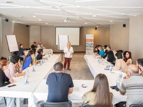 BQXK jurnalistlər üçün seminar keçirdi