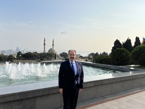 Türkiyə səfiri parlamentin DİNLƏMƏSİNDƏ