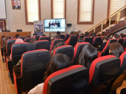 “Nur üzlü qəhrəman” və “Şəhidlik vurğunu