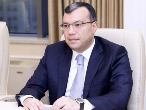 Orta aylıq əməkhaqqı nə qədər artıb? - Nazirdən AÇIQLAMA