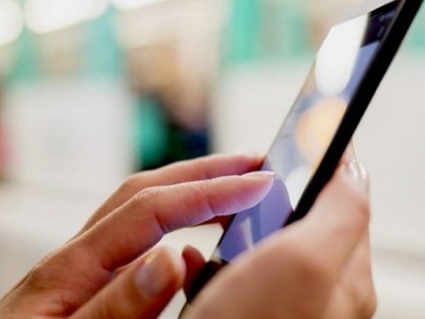 Ölkədə mobil telefon şəbəkəsi istifadəçilərinin sayı artıb