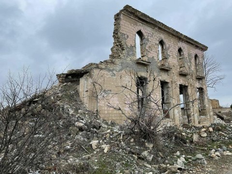 Ağdamda, Şuşada dağılmış yerləri görmək kədərlidir