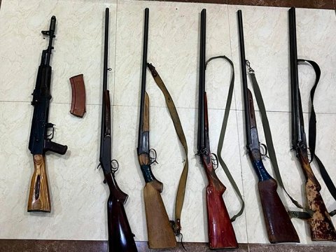 Sabirabadda 5 nəfərdən sənədsiz ov tüfəngləri götürüldü
