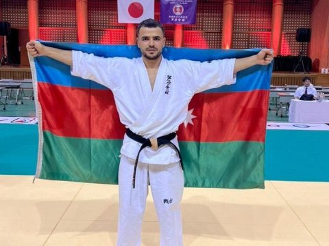 Karateçimiz beşqat dünya çempionu oldu