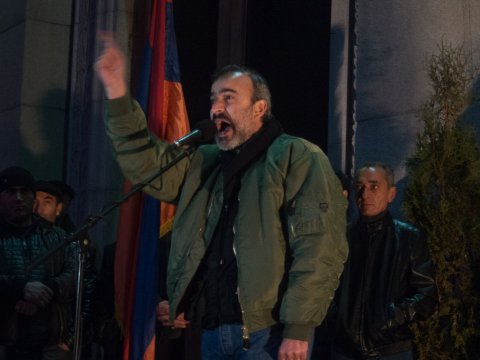 Erməni partiya sədri Təhlükəsizlik Xidmətində dindiriləcək