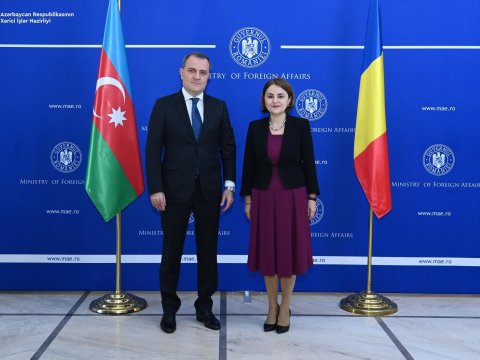 Ceyhun Bayramovun rumıniyalı həmkarı ilə müzakirə etdiyi məsələlər AÇIQLANDI