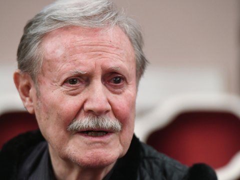 Məşhur aktyor xəstəxanaya yerləşdirilib