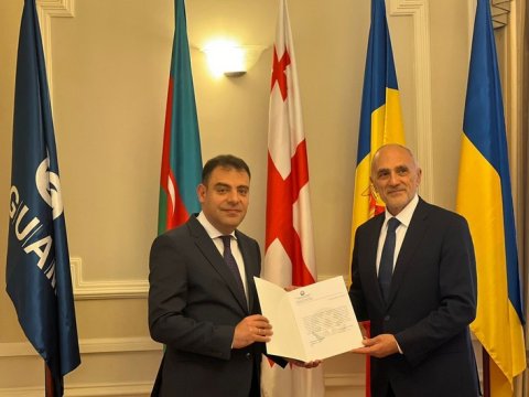 Azərbaycan nümayəndəsi etimadnaməsini GUAM-ın Baş katibinə təqdim etdi