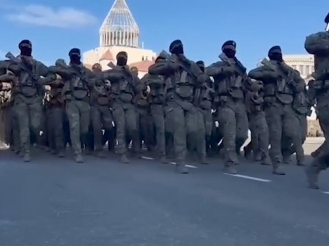 Sərhədçilərimiz Xankəndi paradına belə hazırlaşır - VİDEO