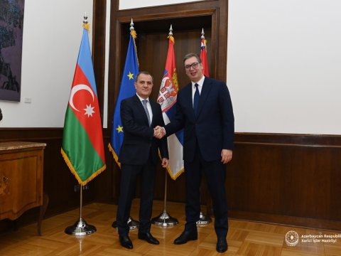 Vuçiç Ceyhun Bayramovu qəbul etdi