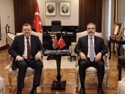 Belarusun XİN başçısı Türkiyədədir - Fidanla görüşüb