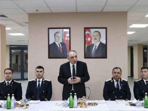 Kamran Əliyev veteran prokurorlarla görüşdü - FOTOLAR