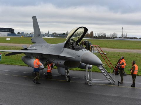 F-16-lar Niderlanddan Rumıniyaya gətirildi - Ukrayna üçün