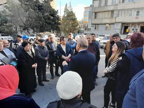 Azay Quliyev seçicilərilə görüşüb - FOTOLAR