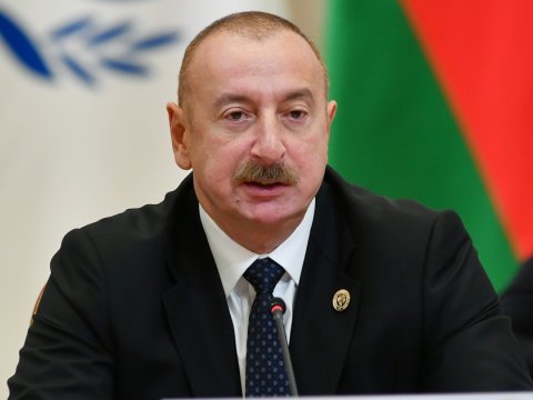 Şərq-Qərb və Şimal-Cənub dəhlizlərinin Azərbaycandan keçən hissələri tam hazırdır - Prezident