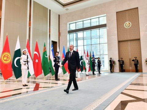 İlham Əliyev Daşkənddəki rəsmi qəbulda iştirak edib