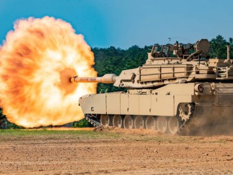 ABŞ 2.5 milyard dollarlıq tank satır