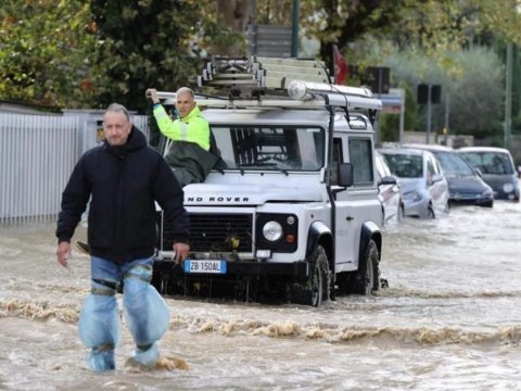 İtaliyada leysan yağışları və daşqınlar fəsadlar törətdi
