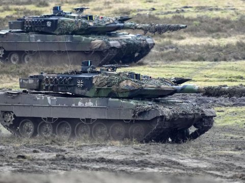 Qərb Ukraynaya tank tədarükünü dayandırır?