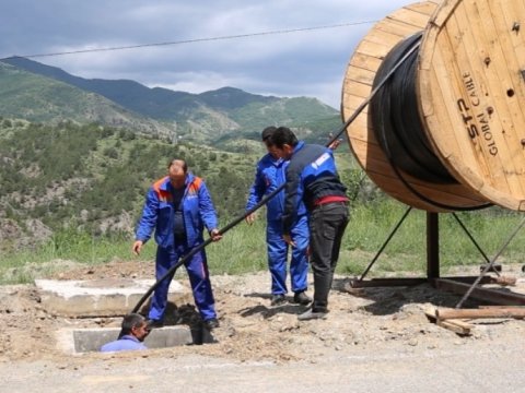 “Azərişıq” Laçında yenidənqurma işlərini davam etdirir - VİDEO