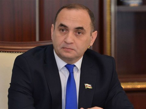 Təhsil müəssisələrində maaşlar çox aşağıdır - Deputat