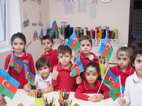 Komitə sədrindən mühüm TƏKLİF: 3-cü uşaq siyasətini stimullaşdırmalıyıq