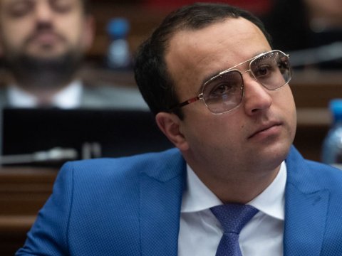 Ermənistanda hərbi xidmətə çağırış yaşının son həddi artırıla bilər