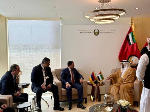 Papikyan BƏƏ-də hərbi əməkdaşlığı müzakirə etdi