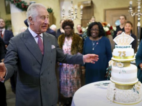 Kral 75 yaşını qeyd edir 